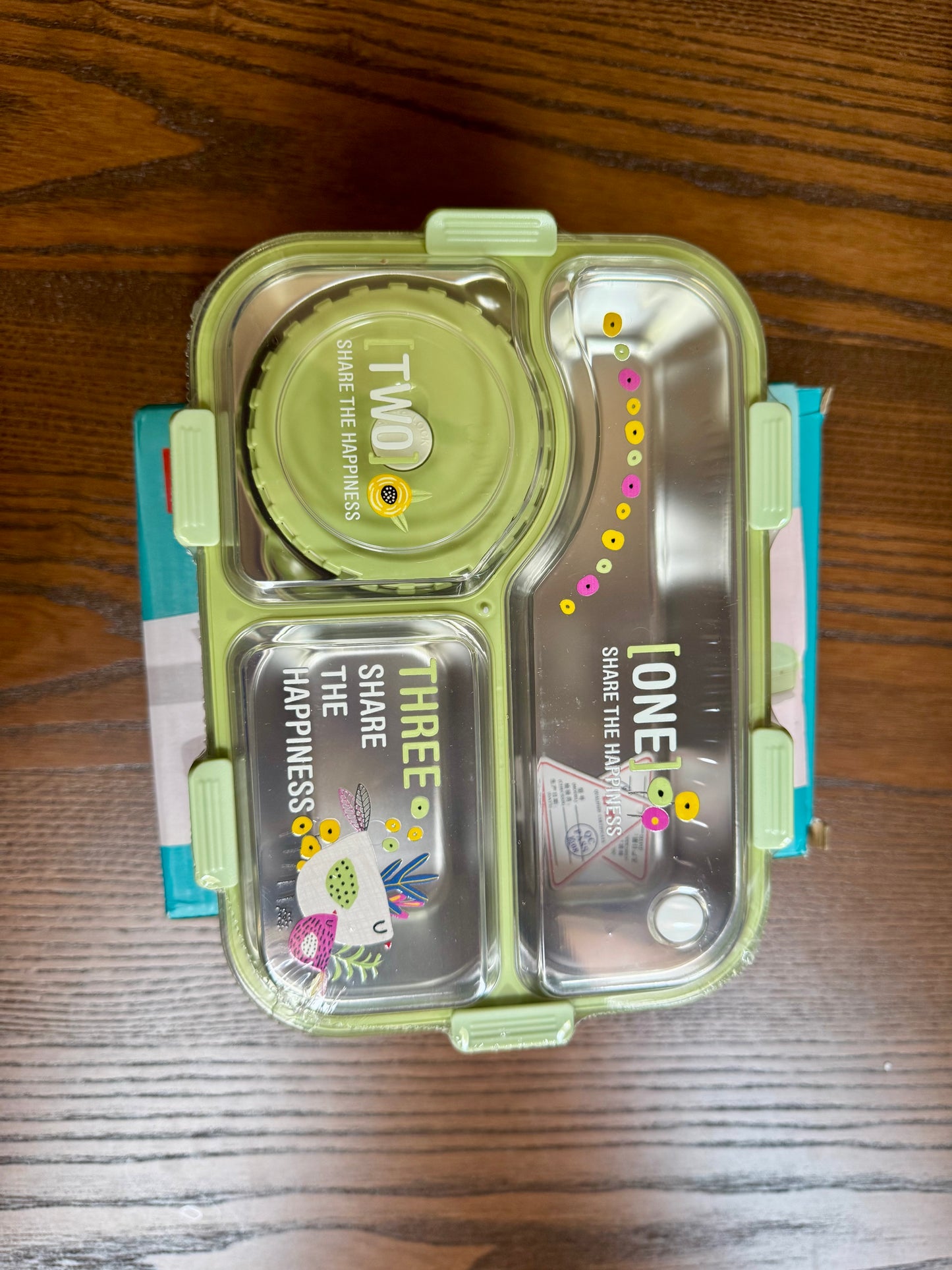 3-Compartment Bento School Lunch Box โ Airtight, Stylish & Heat-Insulated